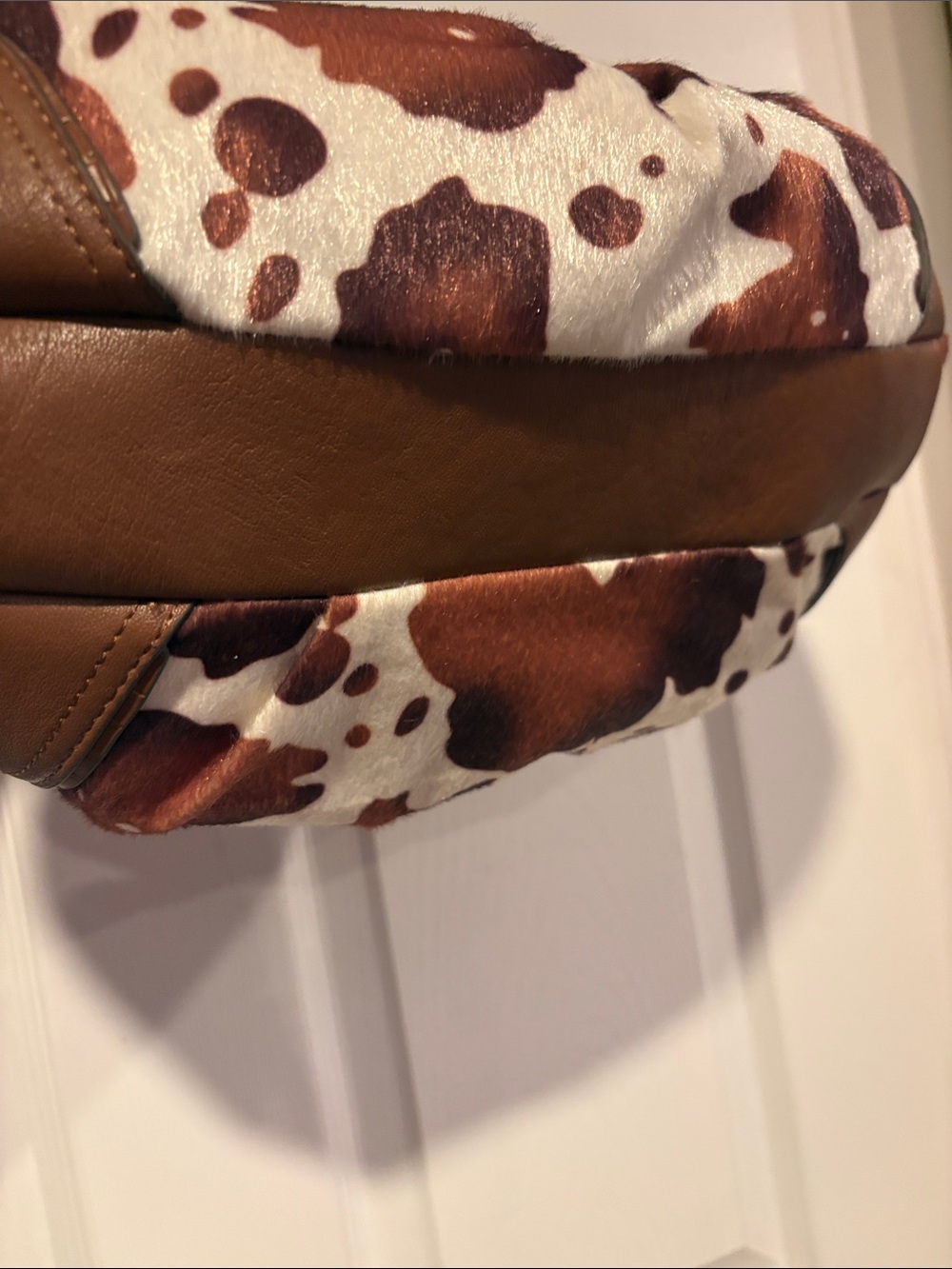 BNWT Viral Rare Juicy Couture Brown & White Cowhide Print Hobo Bag - Picture 7 of 8